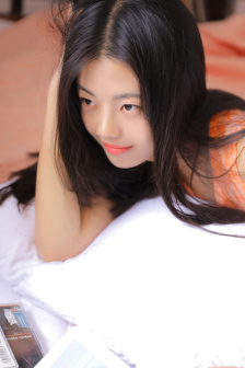 丰满的女学生在线观看